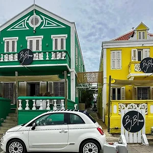 **** Hotel Bijblauw Curacao